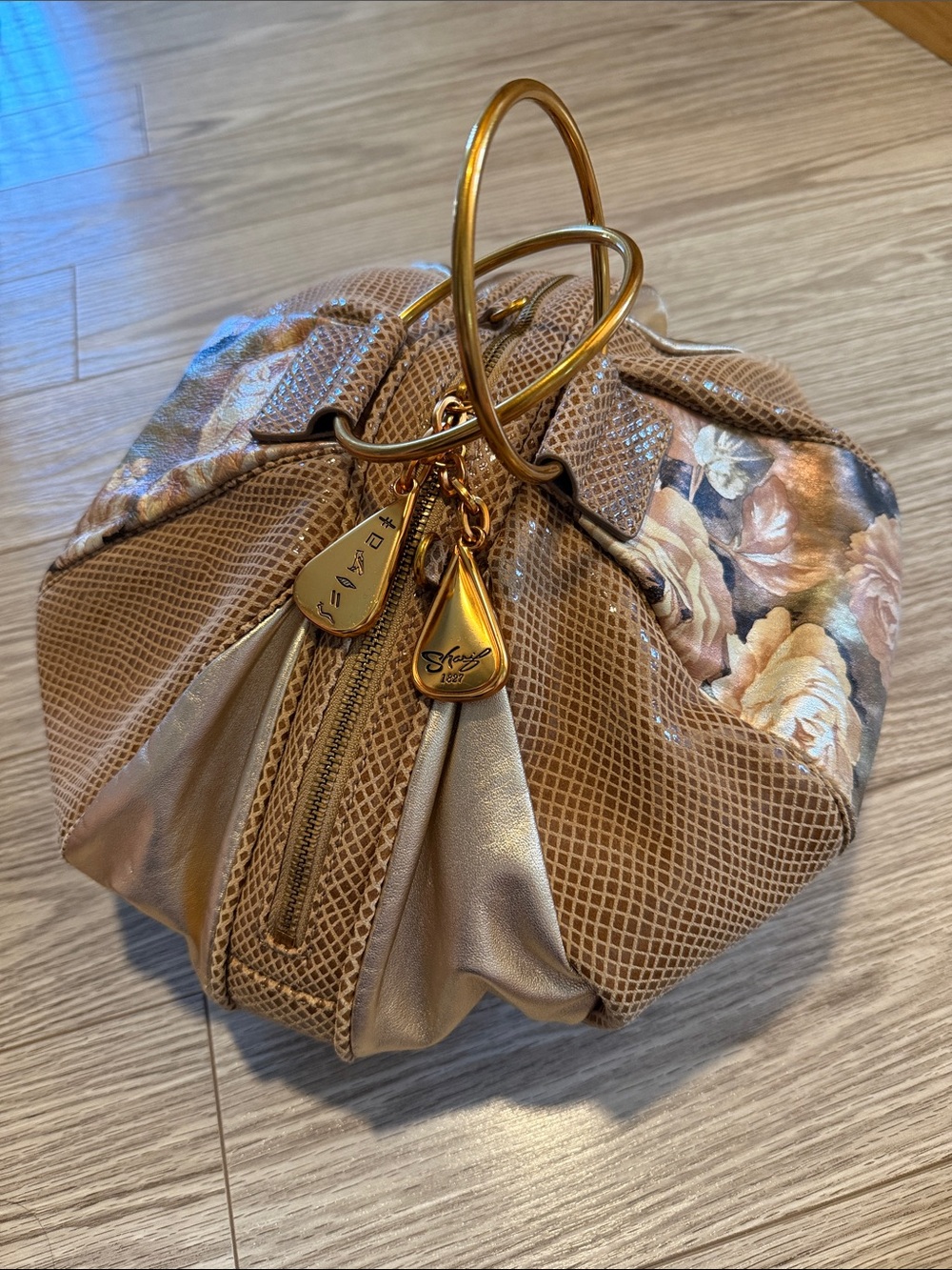 Sharif Balloon Bag